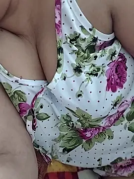 Snapshot of Anjali143142 chatting on 09/08/25, 06:51 Anjali143142 online show from 09/08/25, 06:51