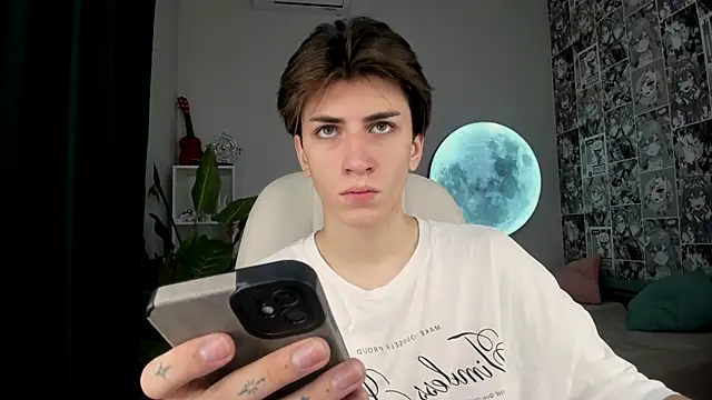 Oliver Starboy online show from 09/12/25, 05:07