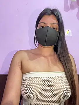 Snapshot of _01ruhi chatting on 10/18/25, 05:25  01ruhi online show from 10/18/25, 05:25