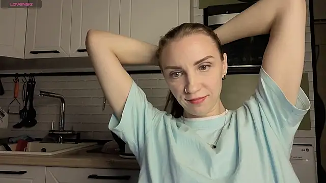 Edena  online show from 06/22/26, 07:33