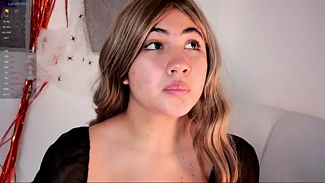 Madii smith online show from 10/26/25, 01:39