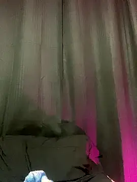 Snapshot of Lady_Dirty444 chatting on 10/23/25, 08:24 Lady Dirty444 online show from 10/23/25, 08:24