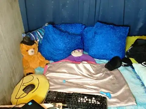 Snapshot of xxloveheart chatting on 09/17/25, 05:31 xxloveheart online show from 09/17/25, 05:31