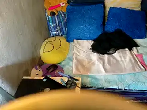 Snapshot of xxloveheart chatting on 09/25/25, 12:03 xxloveheart online show from 09/25/25, 12:03