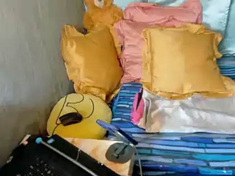 Snapshot of xxloveheart chatting on 10/01/25, 11:55 xxloveheart online show from 10/01/25, 11:55