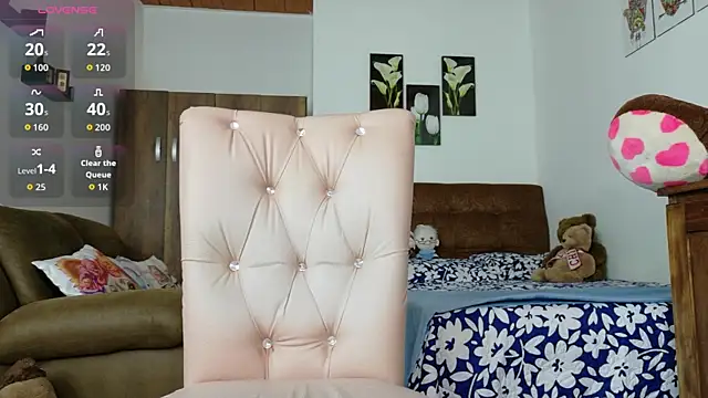 Snapshot of Bryony_Sullyvan chatting on 10/21/25, 08:09 Bryony Sullyvan online show from 10/21/25, 08:09