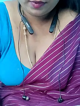 Snapshot of yelmaji91 chatting on 09/23/25, 04:37 yelmaji91 online show from 09/23/25, 04:37