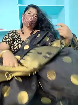 Snapshot of yelmaji91 chatting on 10/07/25, 04:42 yelmaji91 online show from 10/07/25, 04:42