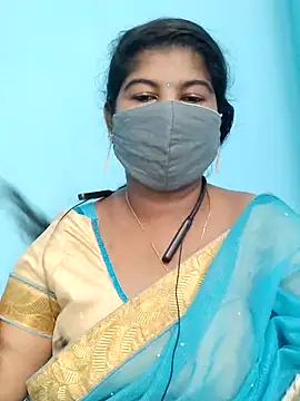 Snapshot of yelmaji91 chatting on 10/11/25, 05:28 yelmaji91 online show from 10/11/25, 05:28