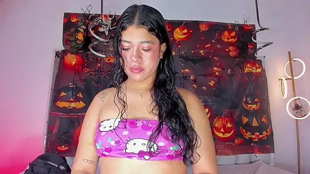 Snapshot of Ivy_nt chatting on 10/30/25, 01:12 Ivy nt online show from 10/30/25, 01:12