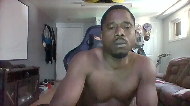Snapshot of Dico420 chatting on 06/23/26, 03:43 Dico420 online show from 06/23/26, 03:43