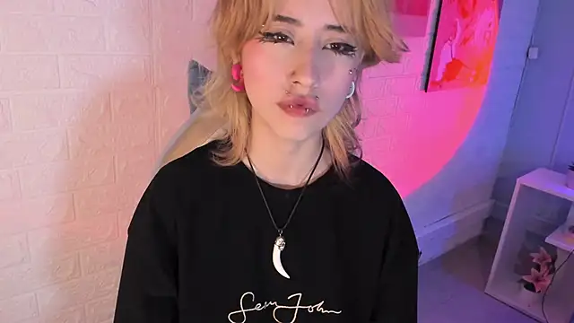 Hannahpage online show from 10/17/25, 11:35