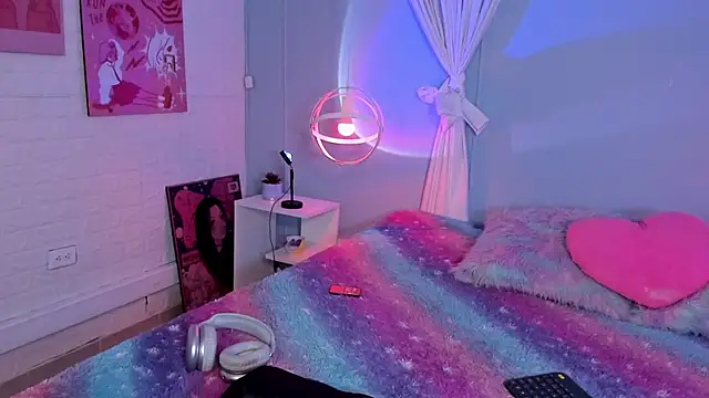 Hannahpage online show from 10/21/25, 11:44