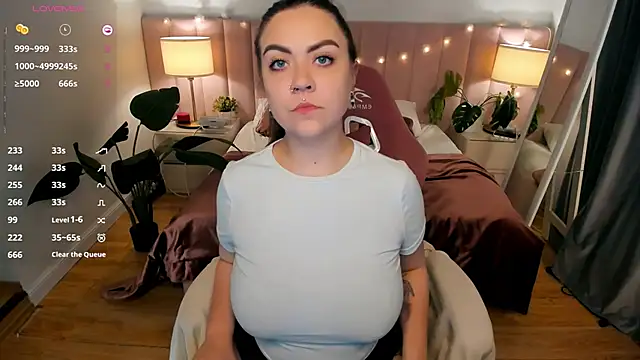 ashton heidii online show from 10/17/25, 12:14