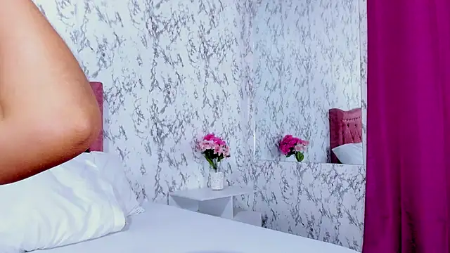 Snapshot of SofiiFoox chatting on 11/14/25, 11:20 SofiiFoox online show from 11/14/25, 11:20