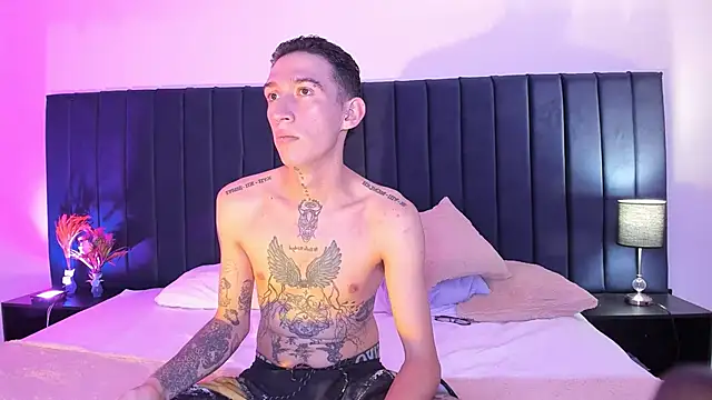 dominik thompson777 online show from 09/27/25, 02:27