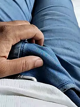 hunk28 6 online show from 10/09/25, 10:35