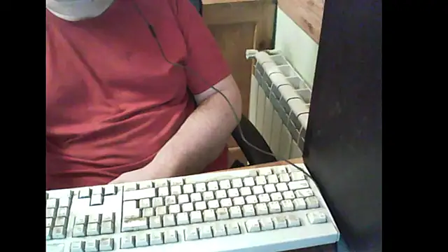 Snapshot of BENDER_50000 chatting on 10/03/25, 12:40 BENDER 50000 online show from 10/03/25, 12:40