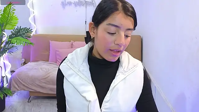 Lalalutsy tay online show from 10/18/25, 07:36