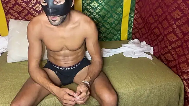 Snapshot of JUSTFORRICH chatting on 09/23/25, 08:23 JUSTFORRICH online show from 09/23/25, 08:23