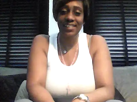 Snapshot of perlados chatting on 05/26/26, 02:13 perlados online show from 05/26/26, 02:13