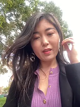 Snapshot of xtt1689999 chatting on 11/07/25, 02:55 xtt1689999 online show from 11/07/25, 02:55