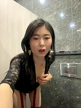 Snapshot of xtt1689999 chatting on 11/08/25, 03:50 xtt1689999 online show from 11/08/25, 03:50