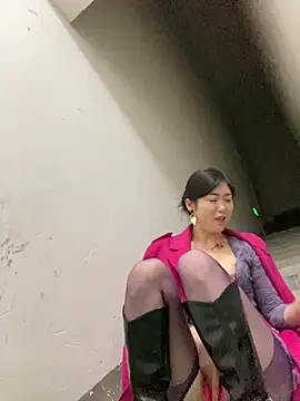 Snapshot of xtt1689999 chatting on 12/01/25, 03:50 xtt1689999 online show from 12/01/25, 03:50