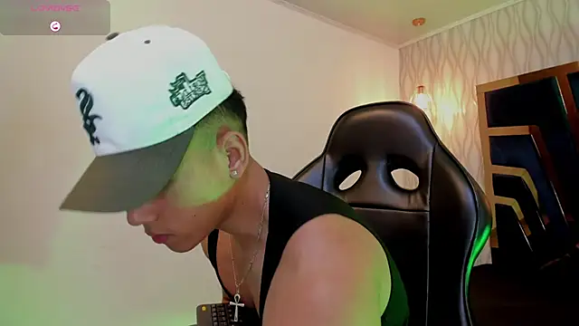 Draven Marceaux online show from 10/04/25, 01:20