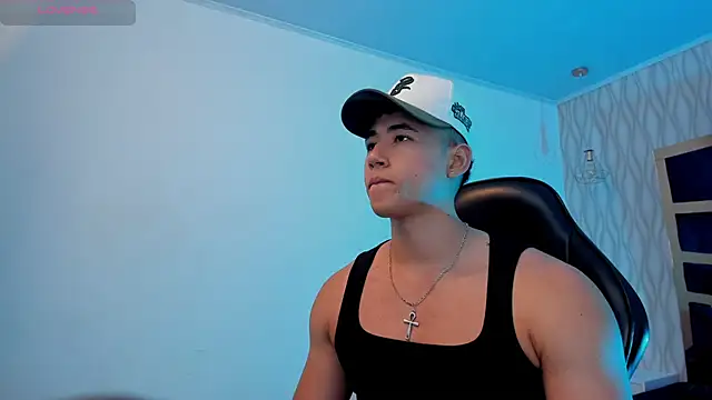 Snapshot of Draven_Marceaux chatting on 11/11/25, 11:21 Draven Marceaux online show from 11/11/25, 11:21