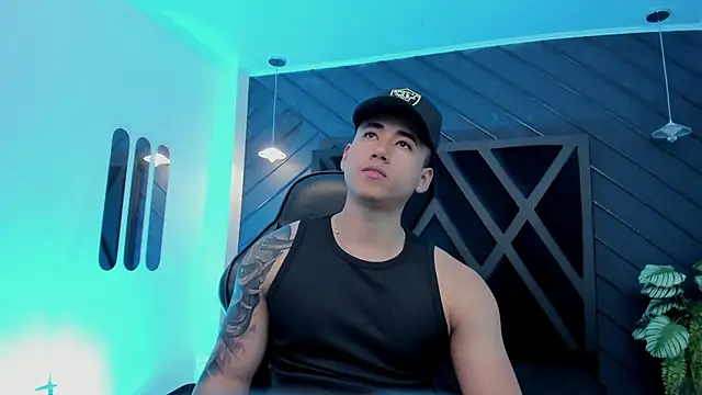 Snapshot of Draven_Marceaux chatting on 11/24/25, 11:54 Draven Marceaux online show from 11/24/25, 11:54