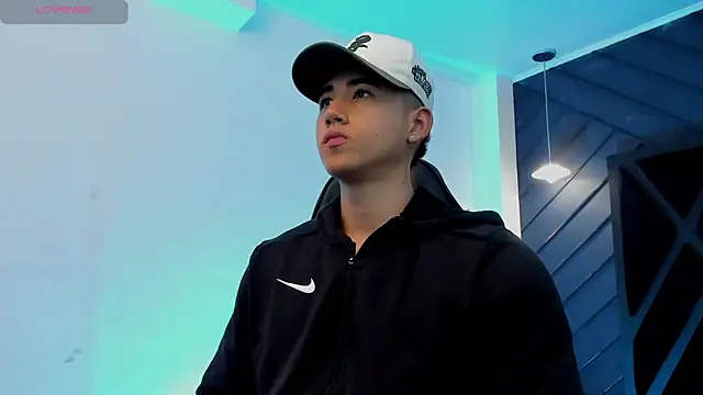 Snapshot of Draven_Marceaux chatting on 11/29/25, 11:35 Draven Marceaux online show from 11/29/25, 11:35