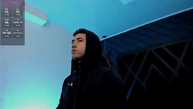 Snapshot of Draven_Marceaux chatting on 12/01/25, 11:26 Draven Marceaux online show from 12/01/25, 11:26