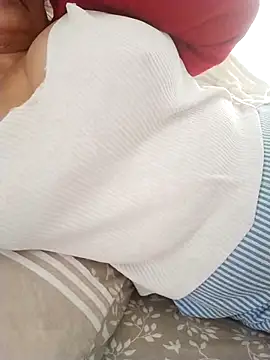 zerdaliii online show from 11/18/25, 06:07