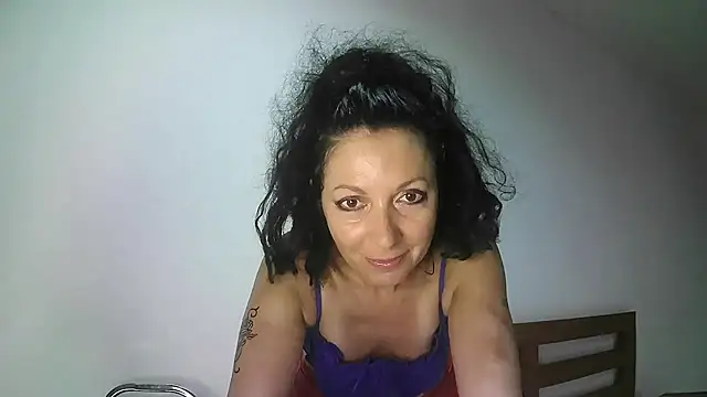 Snapshot of ValleriWind chatting on 03/18/26, 10:24 ValleriWind online show from 03/18/26, 10:24