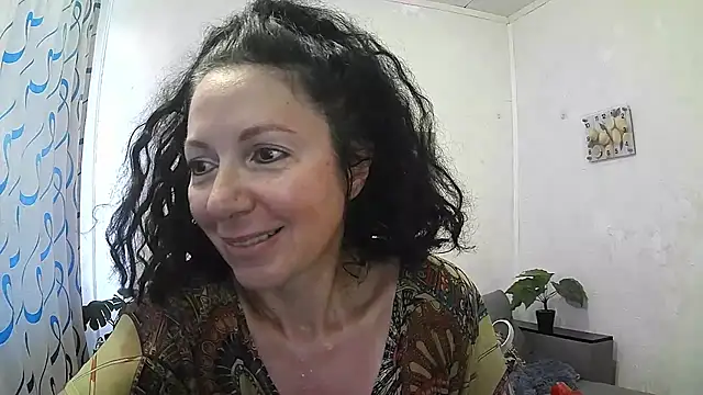 Snapshot of ValleriWind chatting on 07/04/26, 01:56 ValleriWind online show from 07/04/26, 01:56