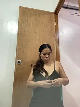 wildpussycat69 online show from 10/04/25, 05:49