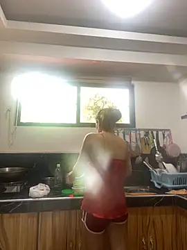 Snapshot of wildpussycat69 chatting on 10/21/25, 02:01 wildpussycat69 online show from 10/21/25, 02:01