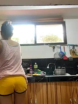 Snapshot of wildpussycat69 chatting on 11/25/25, 03:28 wildpussycat69 online show from 11/25/25, 03:28