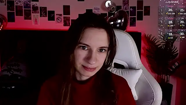 Snapshot of kaleriyaa_ chatting on 12/16/25, 01:32 kaleriyaa online show from 12/16/25, 01:32