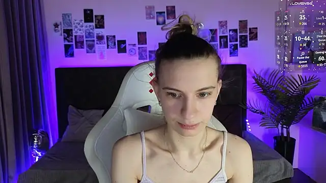 Snapshot of kaleriyaa_ chatting on 02/01/26, 01:26 kaleriyaa online show from 02/01/26, 01:26