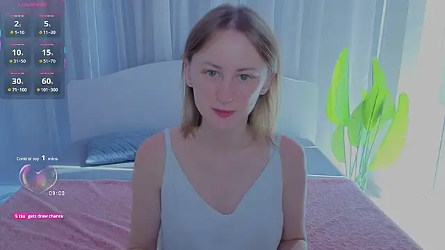 LuluChiiii online show from 09/24/25, 09:45