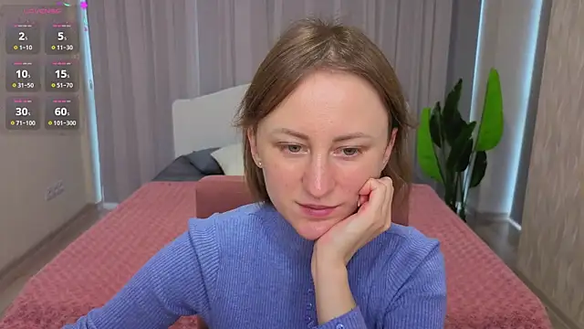 LuluChiiii online show from 12/03/25, 10:57