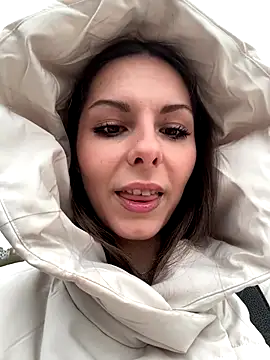 Snapshot of kittyCarrol chatting on 10/11/25, 10:47 kittyCarrol online show from 10/11/25, 10:47