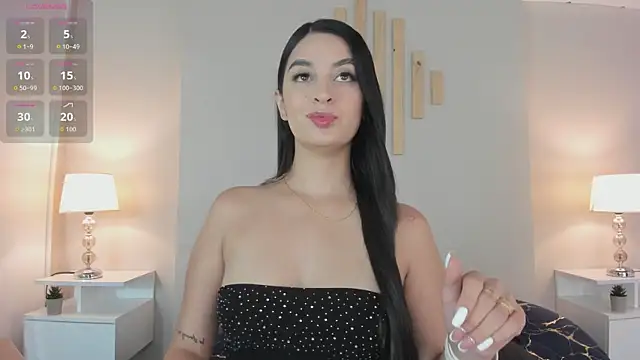 natachadiaz  online show from 10/17/25, 11:24