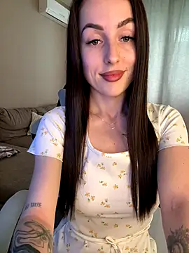 Snapshot of SakuraSara chatting on 09/14/25, 01:10 SakuraSara online show from 09/14/25, 01:10