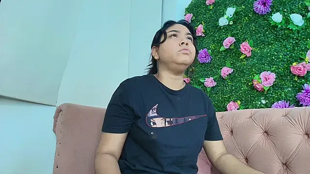 shanon marel online show from 09/21/25, 12:07