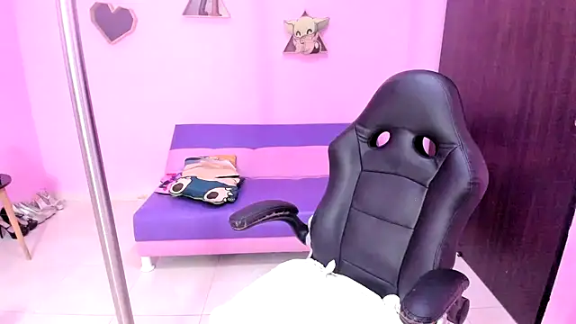 latin doll squirts online show from 10/20/25, 07:25