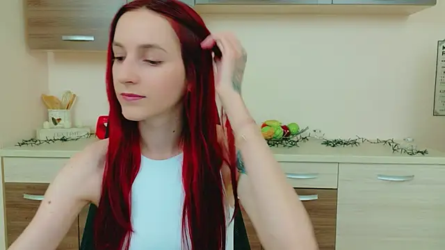 Julia Jae online show from 05/10/26, 05:23