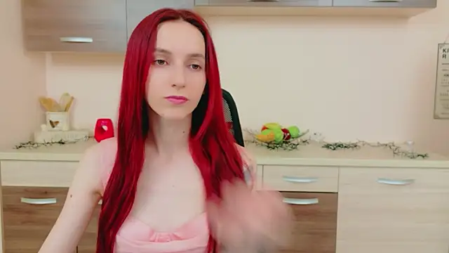 Julia Jae online show from 05/13/26, 06:33